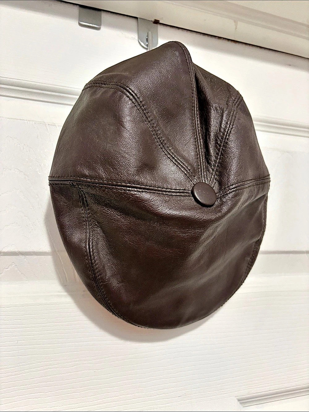 Vintage Danier Chocolate Brown Leather Newsboy Flat Cap